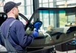 Comment faire réparer un impact sur votre pare-brise rapidement